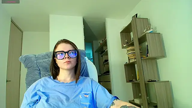 Arya starrk online show from September 15, 1:22 pm