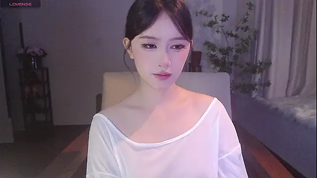 Snapshot of Meet_q chatting on April 7, 1:13 pm Meet q online show from April 7, 1:13 pm