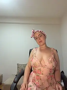 Snapshot of Stoned-baby69 chatting on June 17, 6:51 pm Stoned-baby69 online show from June 17, 6:51 pm