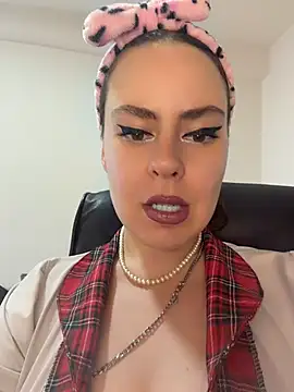 Snapshot of Stoned-baby69 chatting on June 26, 11:49 am Stoned-baby69 online show from June 26, 11:49 am