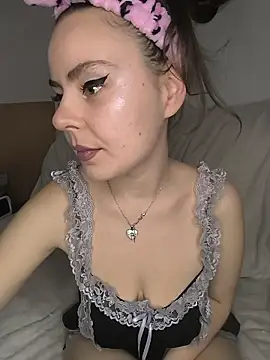 Stoned-baby69 online show from January 15, 8:34 pm