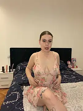 Snapshot of Stoned-baby69 chatting on May 15, 12:25 pm Stoned-baby69 online show from May 15, 12:25 pm