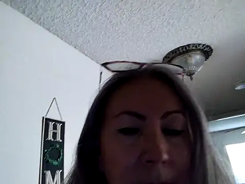 Snapshot of EvaRobinson chatting on February 13, 6:26 pm EvaRobinson online show from February 13, 6:26 pm