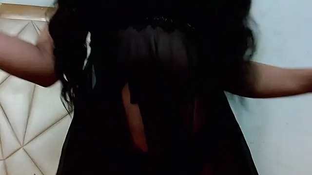 sweet brunettex lovingyou online show from April 10, 5:58 am