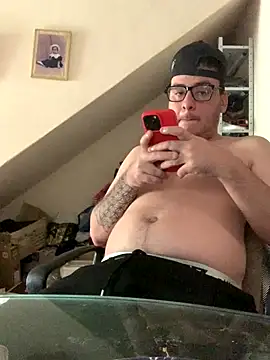 GabyDickLovee  online show from September 18, 5:27 pm