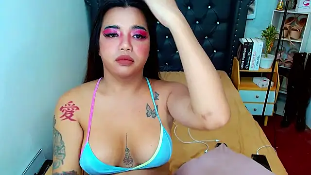 Snapshot of KeshaVictorina chatting on November 26, 1:33 pm KeshaVictorina online show from November 26, 1:33 pm