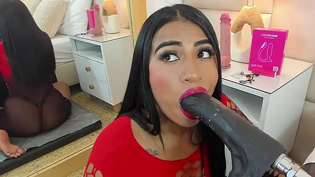 AntoniaRoss  online show from April 14, 12:54 pm