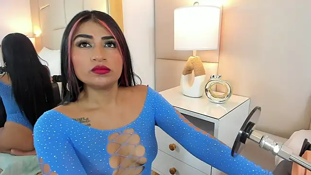 AntoniaRoss  online show from February 8, 7:59 pm