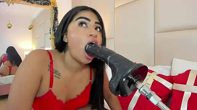AntoniaRoss  online show from December 9, 11:03 pm