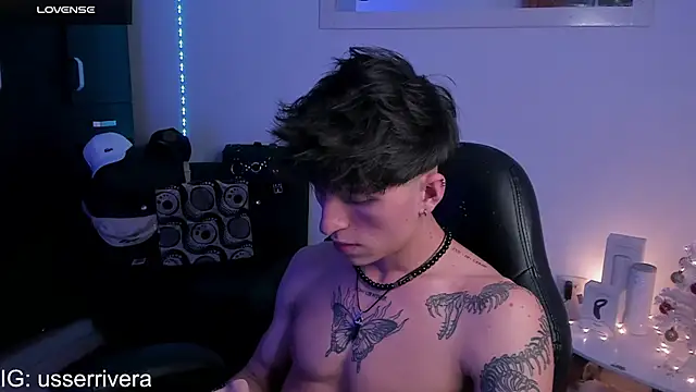 Thomass clark online show from December 29, 4:27 am