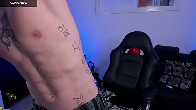 Thomass clark online show from February 2, 10:39 pm