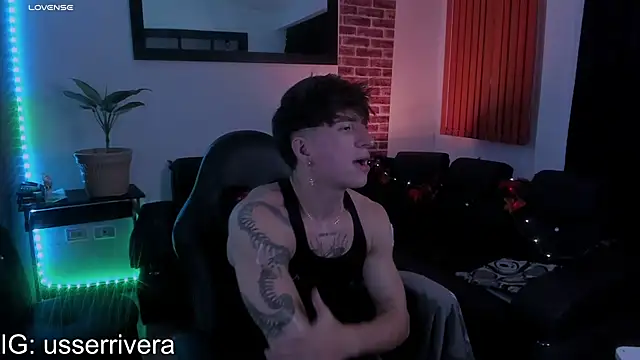 Thomass clark online show from September 9, 2:32 am