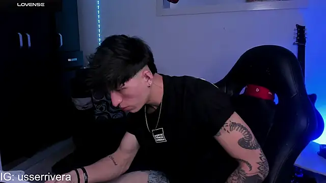 Thomass clark online show from January 9, 5:02 am