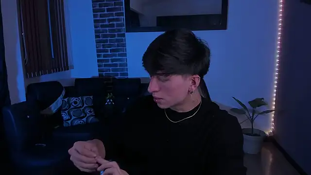 Thomass clark online show from February 18, 1:03 am