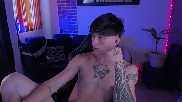 Thomass clark online show from February 21, 8:33 pm