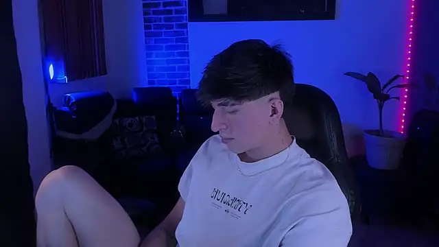 Thomass clark online show from February 21, 1:07 am