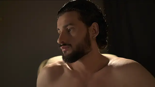 Keen   Luckystrike online show from April 20, 6:53 pm