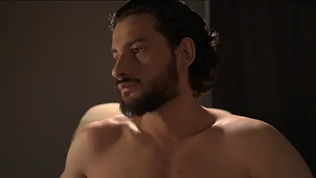 Keen   Luckystrike online show from April 11, 6:32 am