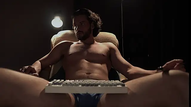 Keen   Luckystrike online show from January 12, 6:42 am