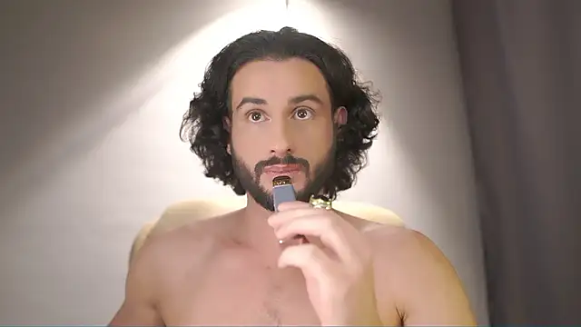 Keen   Luckystrike online show from February 2, 11:48 pm