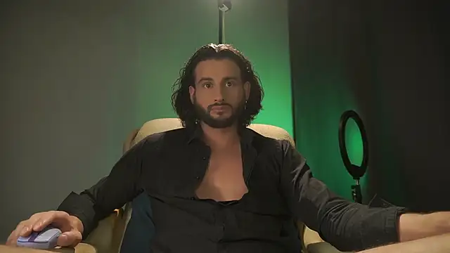 Keen   Luckystrike online show from November 9, 6:01 pm