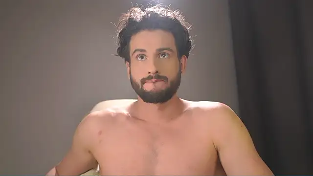 Keen   Luckystrike online show from February 10, 1:10 pm