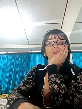 kelly dirty  online show from January 14, 12:53 pm