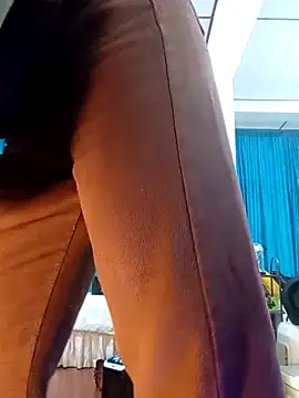 kelly dirty  online show from February 24, 10:21 pm