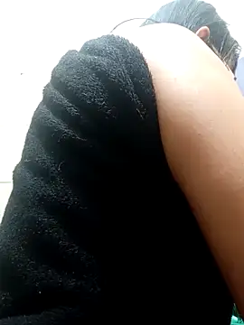 kelly dirty  online show from May 2, 5:01 am