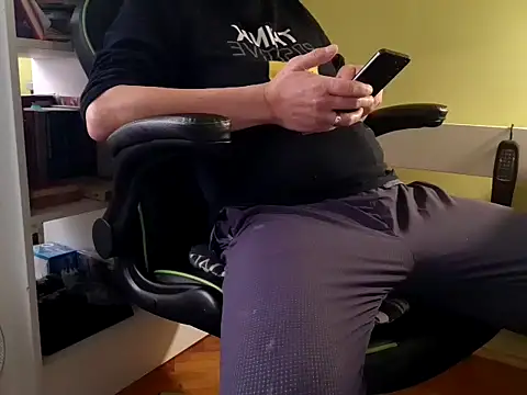 feathersify online show from November 20, 7:31 am