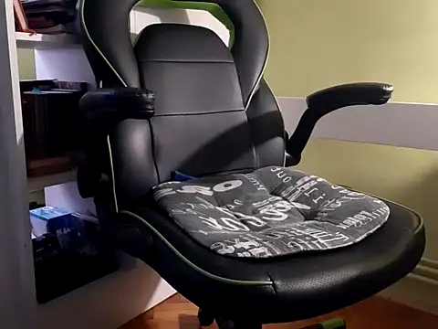 feathersify online show from November 26, 6:46 am