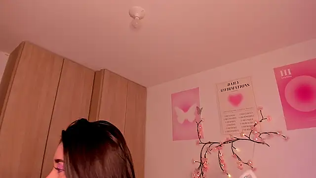 alexa 6908 online show from November 24, 9:04 pm