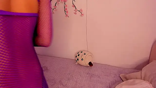 alexa 6908 online show from December 3, 9:03 pm