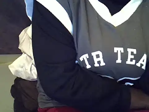 Snapshot of anonymous_wonder45 chatting on January 14, 3:01 am anonymous wonder45 online show from January 14, 3:01 am