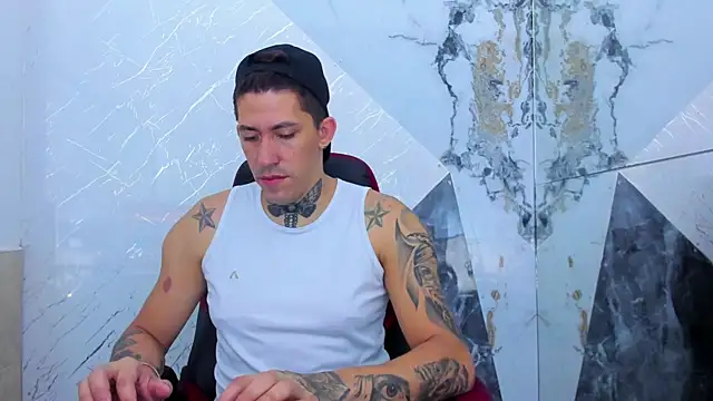 Snapshot of yeckodream chatting on November 14, 4:16 am yeckodream online show from November 14, 4:16 am