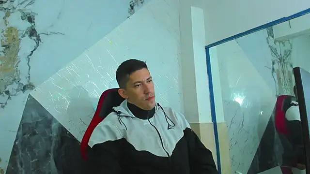 Snapshot of yeckodream chatting on November 28, 5:40 am yeckodream online show from November 28, 5:40 am