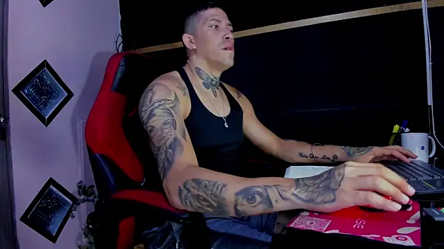 yeckodream online show from April 15, 4:40 am