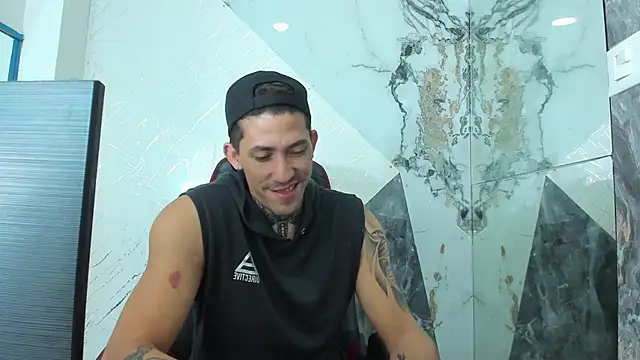 Snapshot of yeckodream chatting on November 15, 9:30 pm yeckodream online show from November 15, 9:30 pm