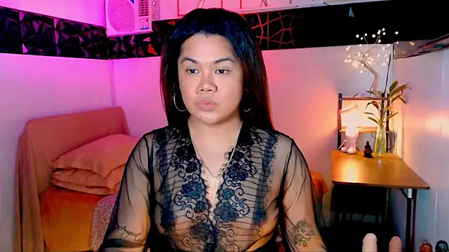 asiankatyhuge online show from October 28, 11:47 pm