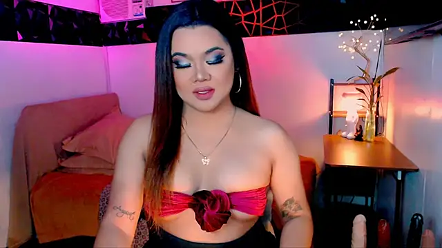 asiankatyhuge online show from November 9, 11:53 pm