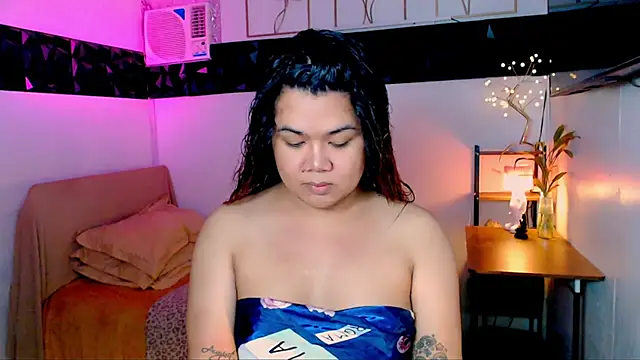 asiankatyhuge online show from November 7, 4:28 am