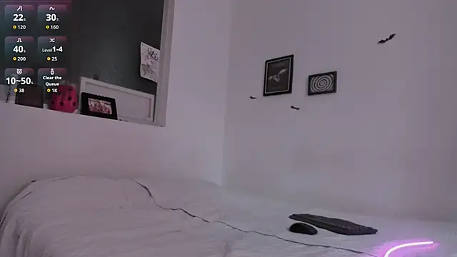 Snapshot of gothic_do11 chatting on November 11, 4:46 pm gothic do11 online show from November 11, 4:46 pm