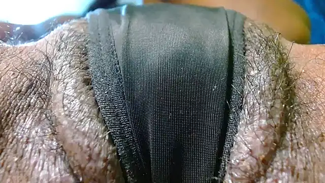 Snapshot of bethanywilson_23 chatting on November 24, 12:38 pm bethanywilson 23 online show from November 24, 12:38 pm