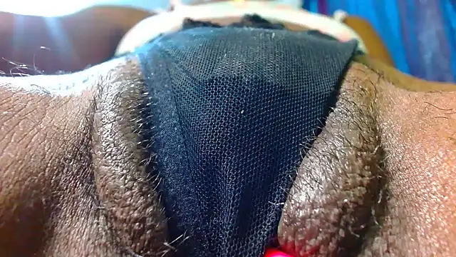 Snapshot of bethanywilson_23 chatting on February 28, 3:44 pm bethanywilson 23 online show from February 28, 3:44 pm