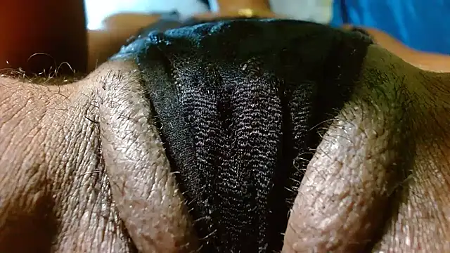 Snapshot of bethanywilson_23 chatting on December 1, 1:01 pm bethanywilson 23 online show from December 1, 1:01 pm