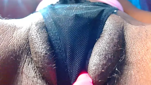 bethanywilson 23 online show from April 10, 1:51 pm