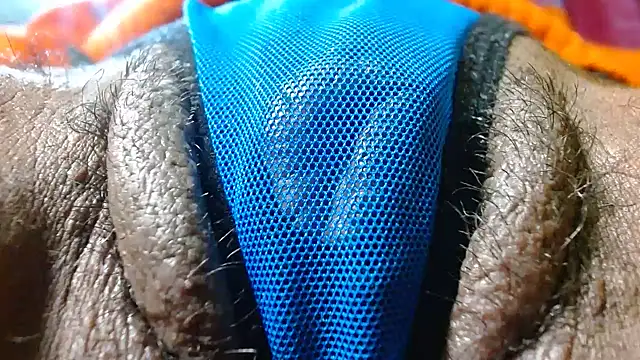 Snapshot of bethanywilson_23 chatting on November 11, 2:34 pm bethanywilson 23 online show from November 11, 2:34 pm