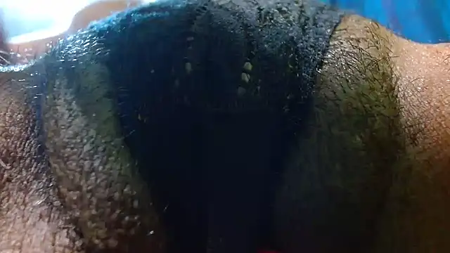 Snapshot of bethanywilson_23 chatting on March 2, 4:14 pm bethanywilson 23 online show from March 2, 4:14 pm