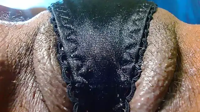 Snapshot of bethanywilson_23 chatting on November 27, 1:44 pm bethanywilson 23 online show from November 27, 1:44 pm