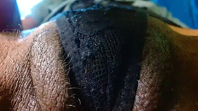 Snapshot of bethanywilson_23 chatting on December 3, 11:20 am bethanywilson 23 online show from December 3, 11:20 am